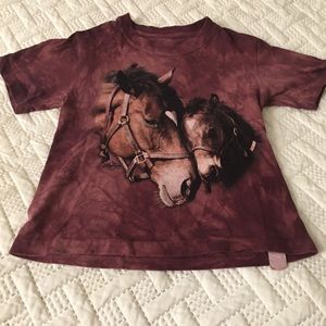 Very cute girl’s t-shirt size:Small